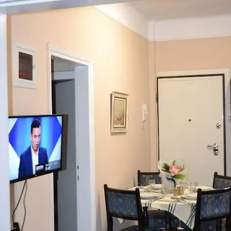 Agia Sofia's Down Town Flat Apartment *