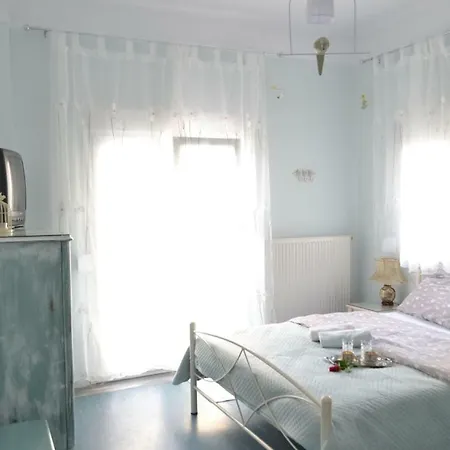 Agia Sofia's Down Town Flat
