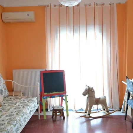 Agia Sofia's Down Town Flat *
