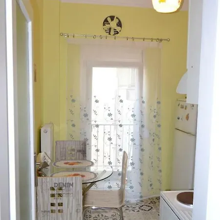 Apartment Agia Sofia's Down Town Flat *
